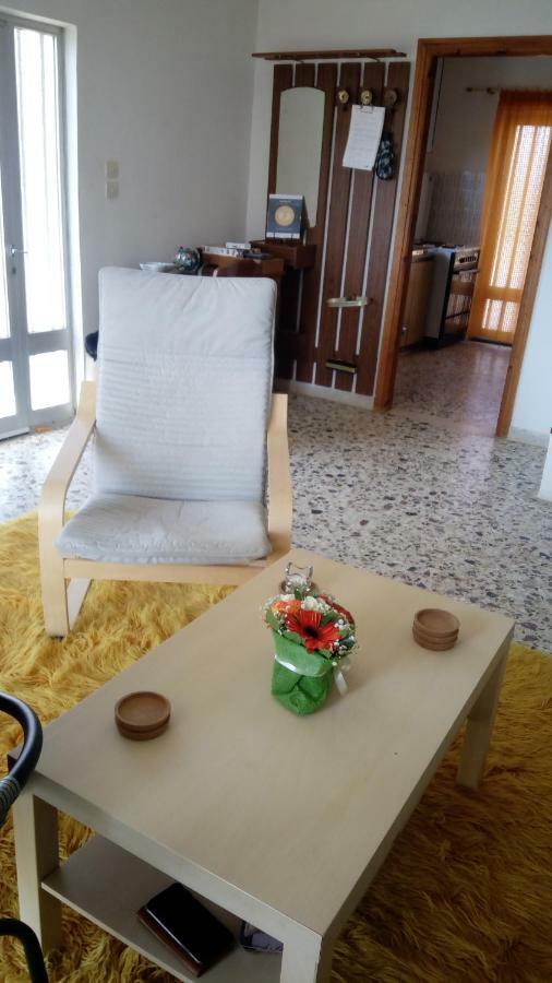 Ferienwohnung To Spiti Stin Aliki Artemida  Exterior foto